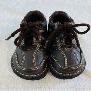 Toddlers Sprockets Shoes Size 4